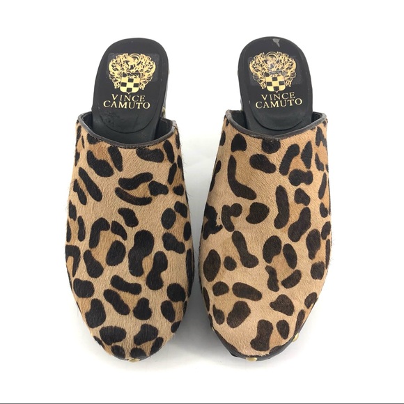 Vince Camuto Porsha Leopard Calf Hair Mules Clogs - Picture 2 of 9